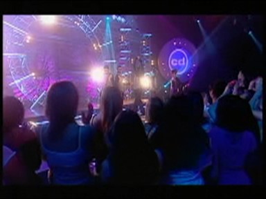 Performance-Rachel-SoGood-CDUK-6010520001_0005.jpg