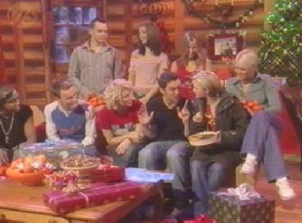 Other-Group-BestAboutChristmas_Presents-SaturdayShow-Dec22_000019.jpg