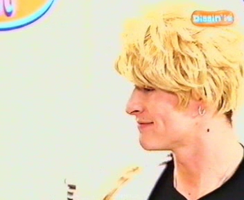 Wiggin_It_Sketch_-_05-24-03-023.jpg