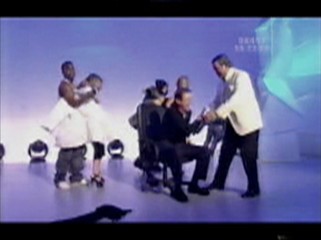 Performance-Group-BoyLikeYou-CIN20017_0001.jpg