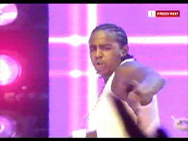 Performance-Group-Dance-TOTP20008_0001.jpg